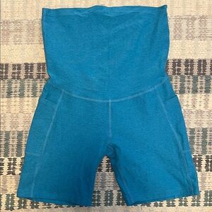 Beyond Yoga / Beyond the Bump maternity biker shorts size M